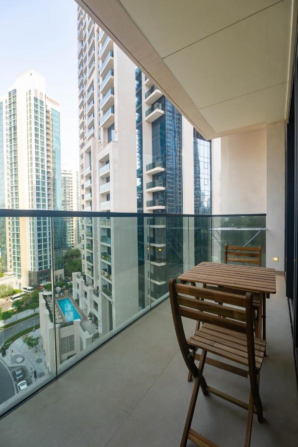 Ina Homes - Act 1 Full Burj Khalifa And Fountain Views ドバイ エクステリア 写真